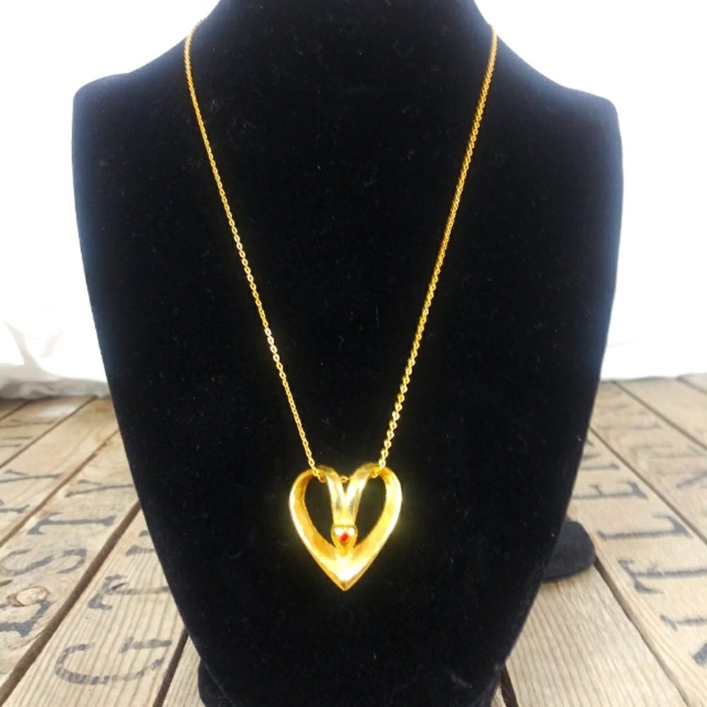 Vintage 1970s Heart Necklace w Red Stone, Gold plated